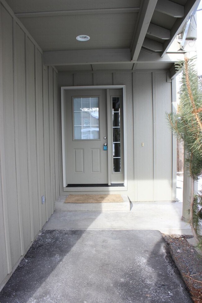 Building Photo - 16664 Shaw Pine Ct