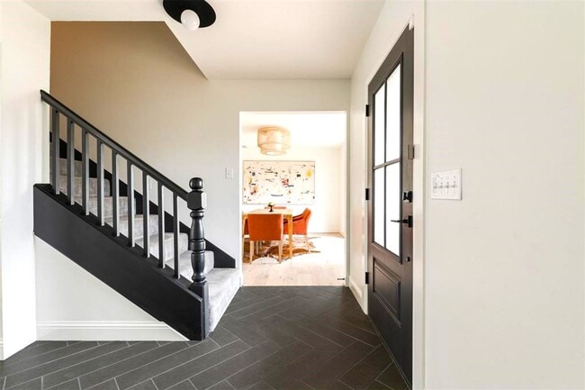 Building Photo - 4 Bedroom 2.5 Bath 2 Car Garage in Quail C...