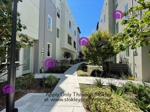 Building Photo - 1543 Longitude Dr