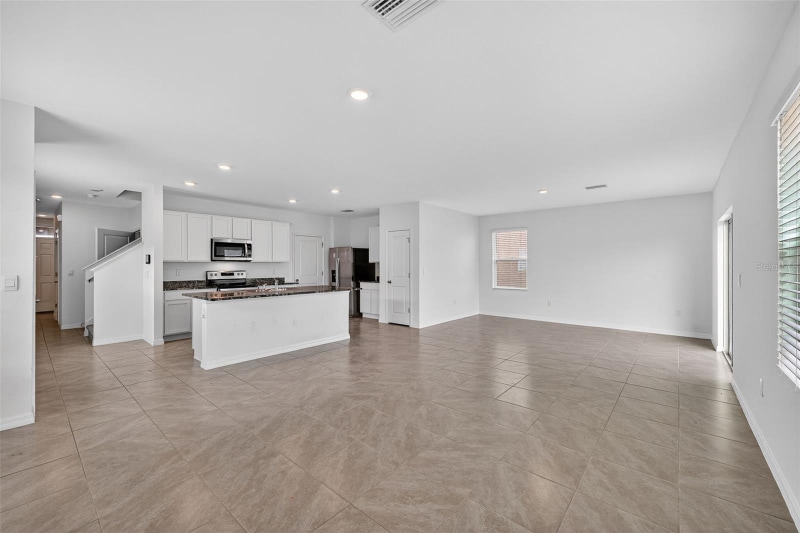 Building Photo - 3842 Sunny Spring Street