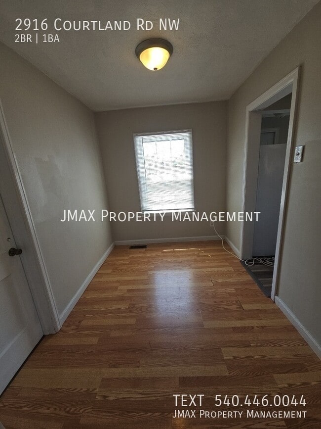 Building Photo - 2916 Courtland Rd NW