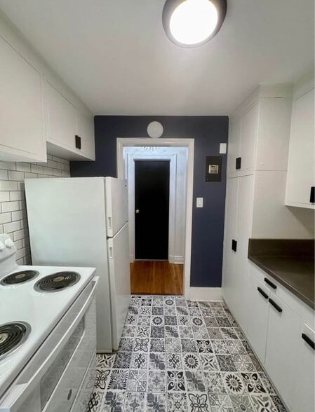 Building Photo - 612 Union St