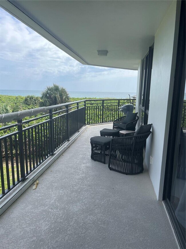 Building Photo - 2800 N Hwy A1A