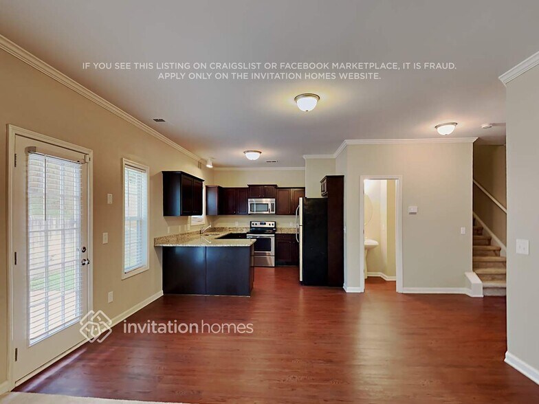 Building Photo - 5634 Elwood Cir
