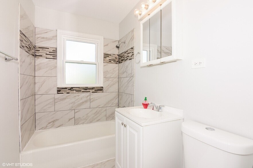 Building Photo - 1203 Grant St