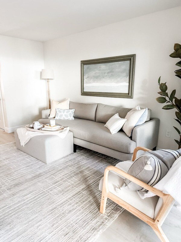 Building Photo - 3640 41st Ln S