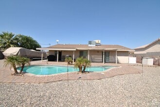 Building Photo - Furnished 3 Bed 2 Bath POOL Home!! Long Te...