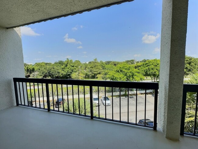 Building Photo - 3050 Presidential Way