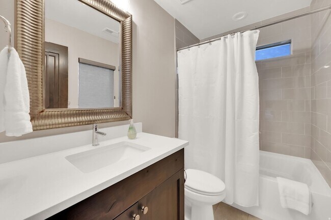 Building Photo - 6357 E 820 S