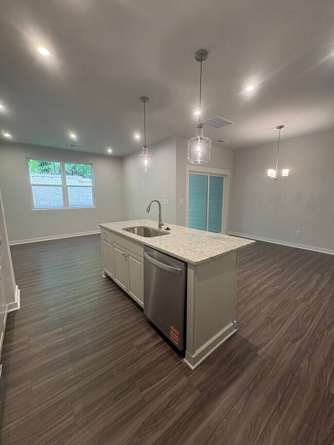 Building Photo - New Construction