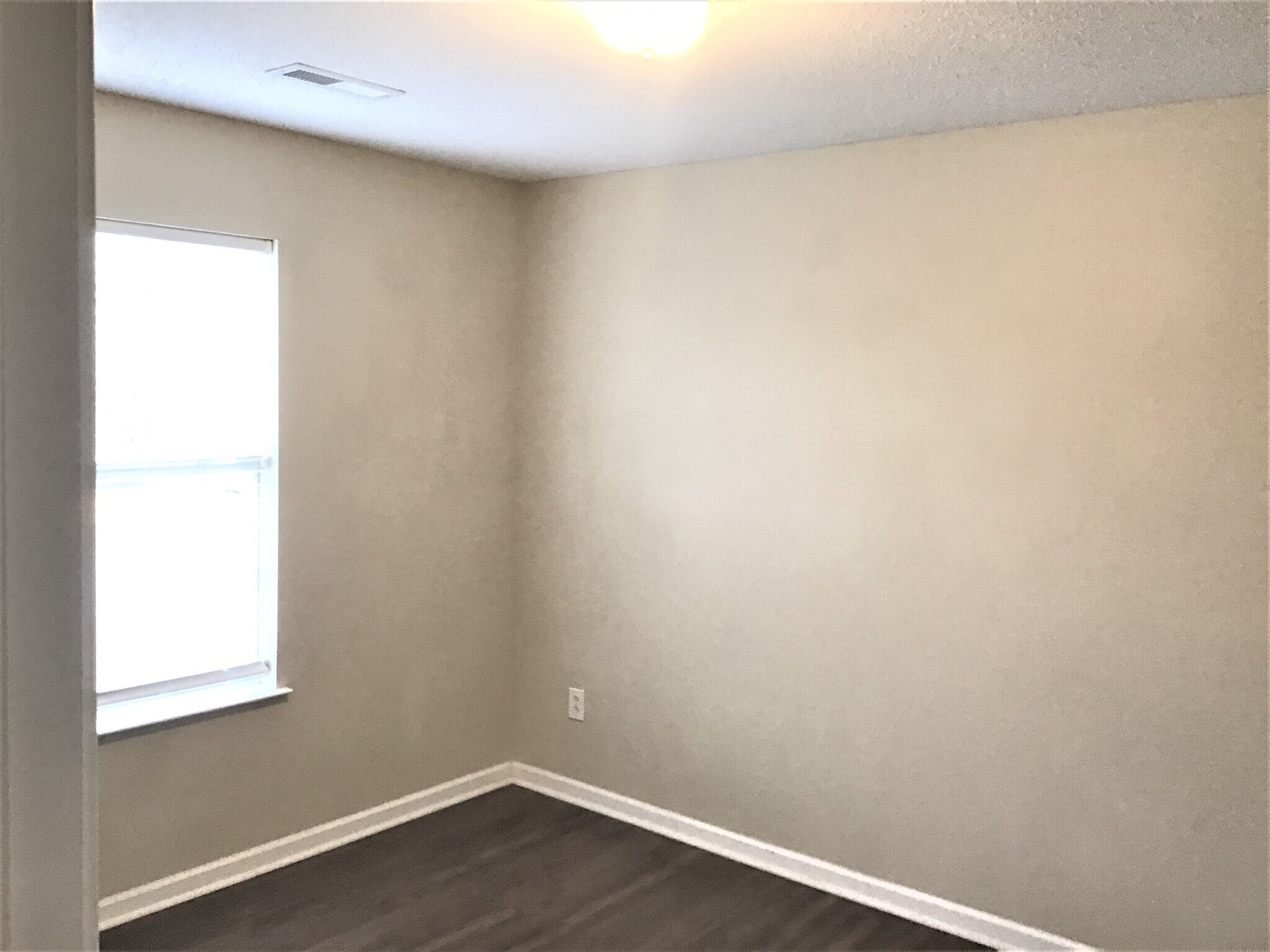 Building Photo - 1 Warbler Ct