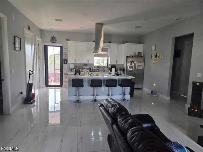 Building Photo - 8049 Memory Cir