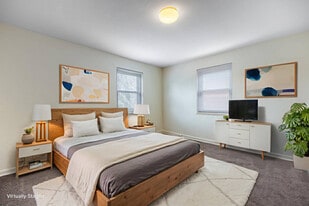 Building Photo - 108 E Norman Ave