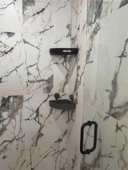 Building Photo - 5617 Gateway Dr