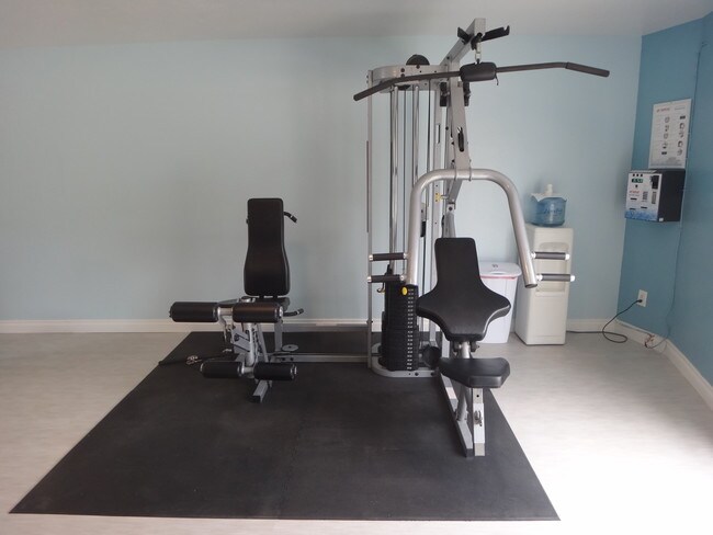 Building Photo - Oceanaire Apartment Homes