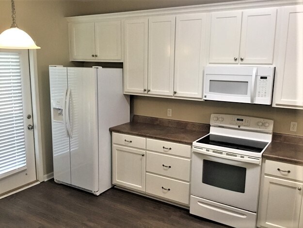 Building Photo - 17 Isle Of Palms E
