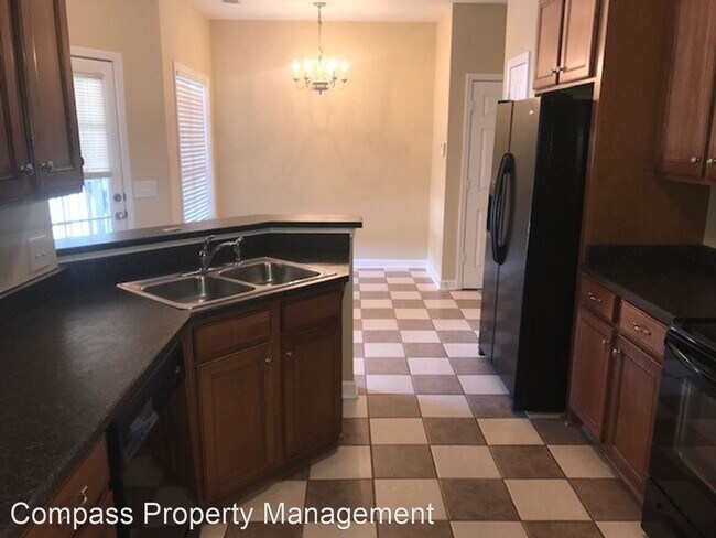 Building Photo - 3 br, 2 bath House - 401 Reagan Road