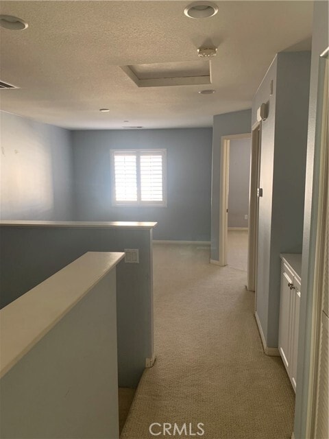 Building Photo - 336 W Linden Dr