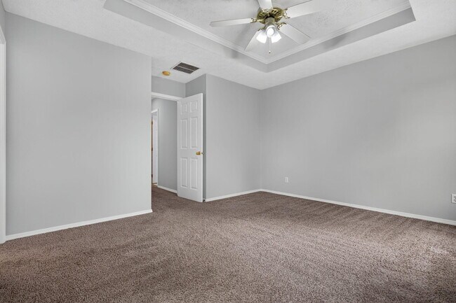 Building Photo - 1006 Cobblefield Way