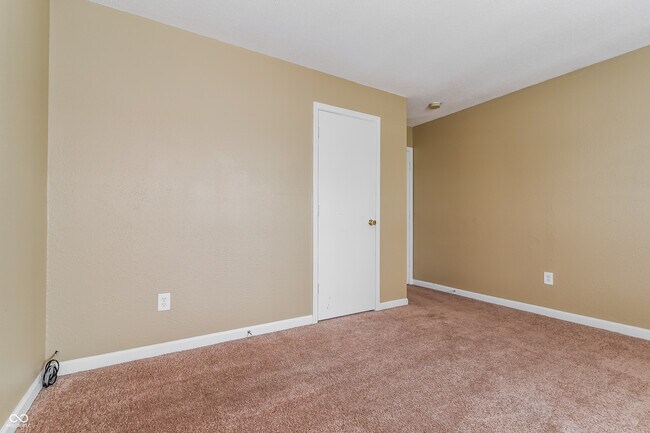 Building Photo - 4206 Village Trace Blvd