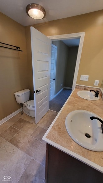 Building Photo - 1924 N Talbott St