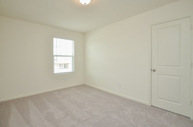 Building Photo - 1025 Long Bay Ct