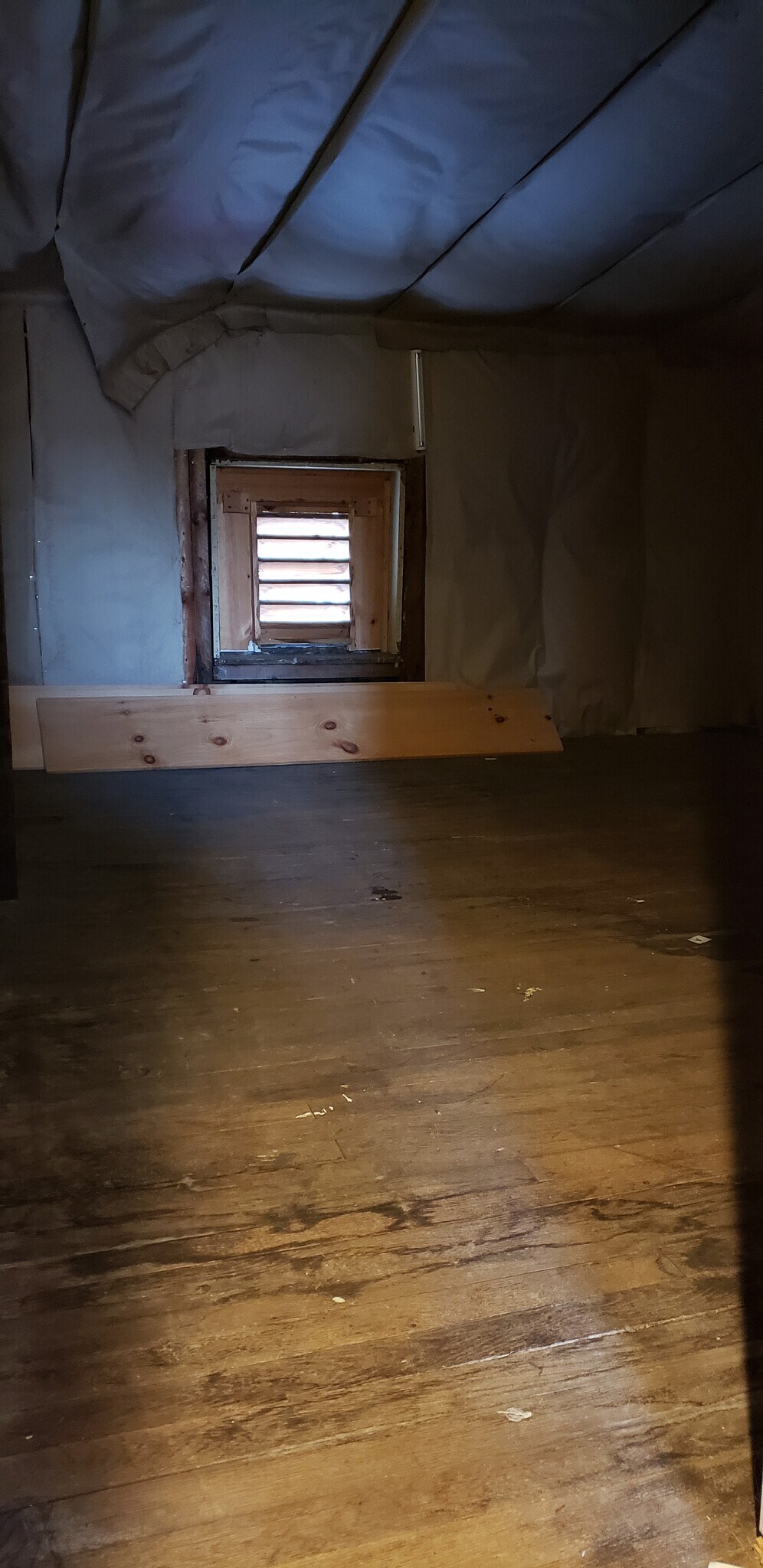 Building Photo - 28 Foch St