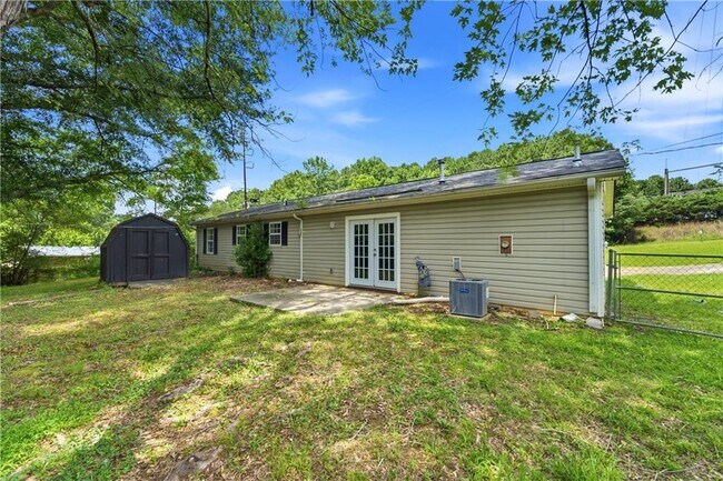 Building Photo - 3641 Macedonia Rd