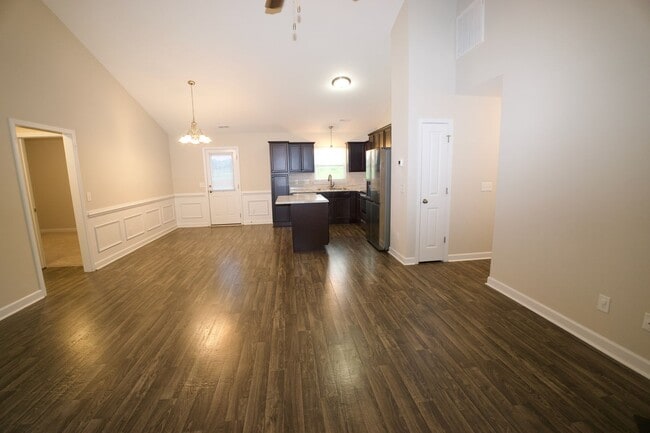 Building Photo - 2013 Belgrade-Swansboro Rd