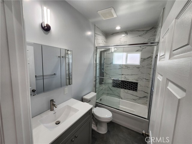 Building Photo - 15520 Tupper St