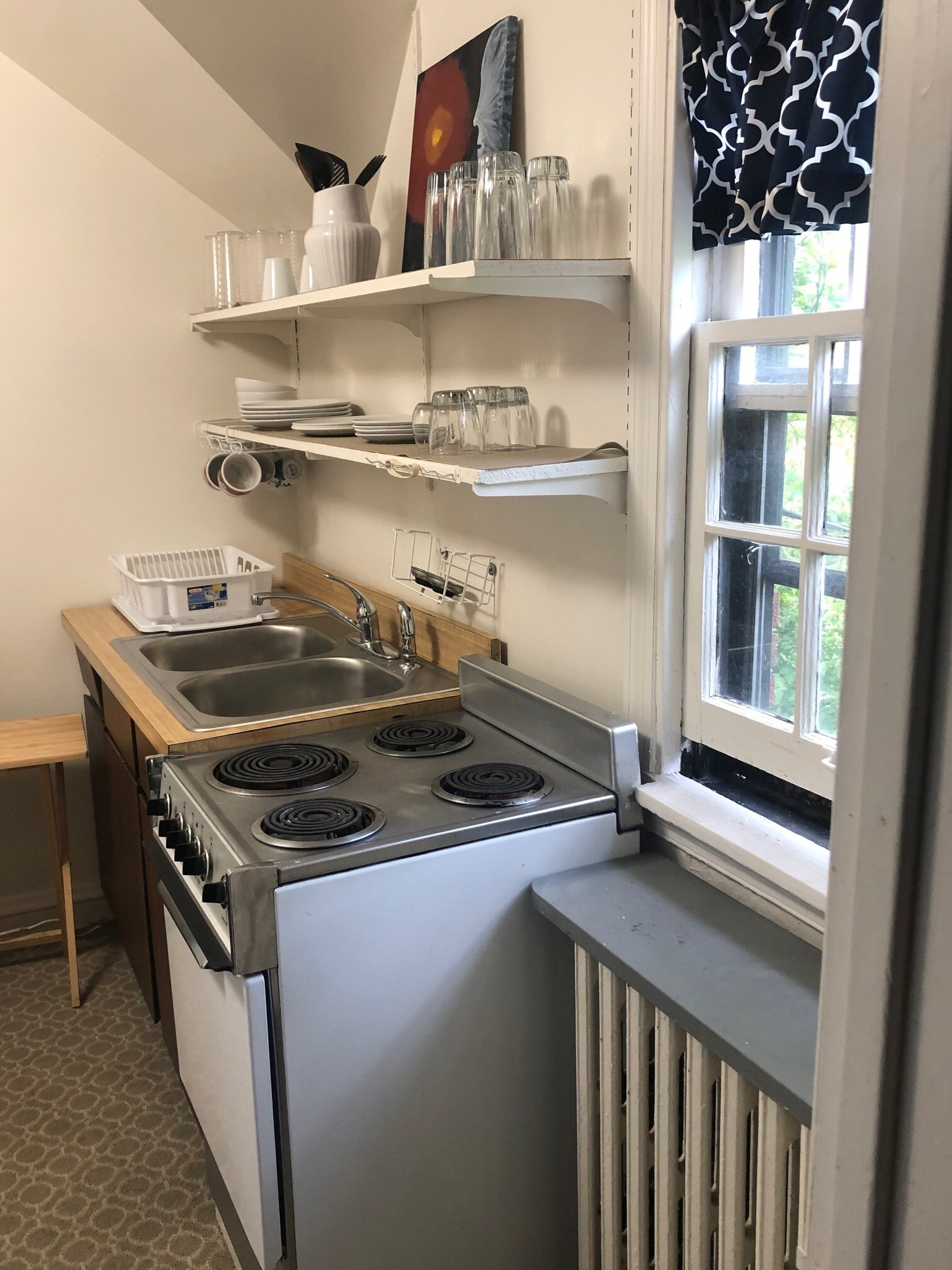 Building Photo - 2879 Ludlow Rd