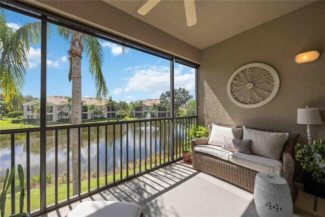 Building Photo - 5290 Descanso Ct