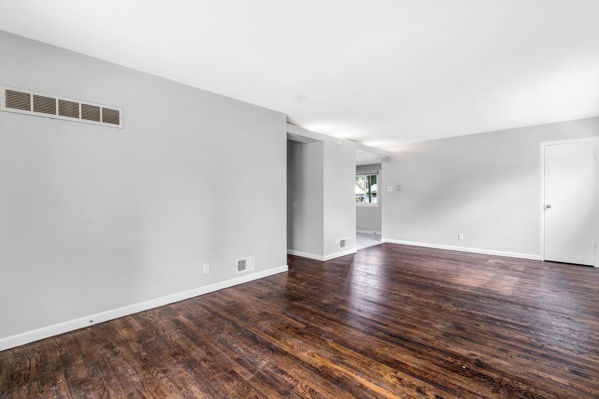 Building Photo - 765 Daniel Boone dr