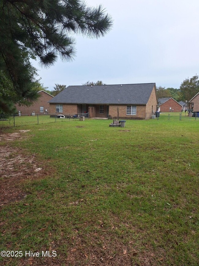 Building Photo - 3324 Moseley Dr