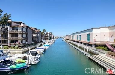 Primary Photo - 8132 Marina Pacifica Dr N