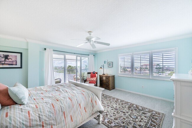 Building Photo - 1477 Park Beach Cir
