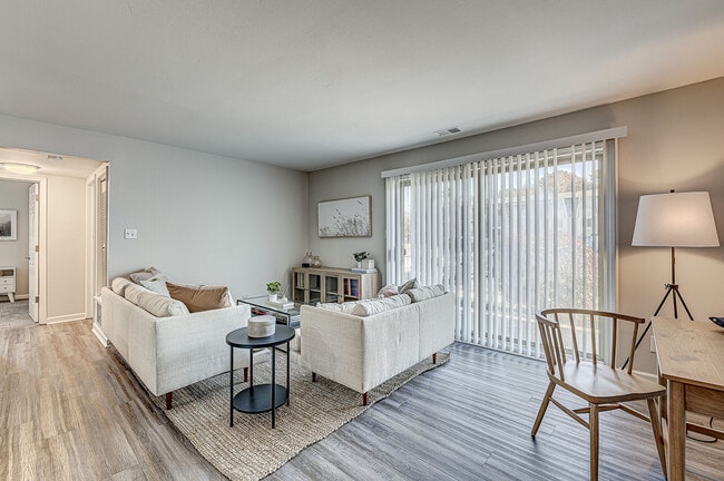 Building Photo - The Oasis