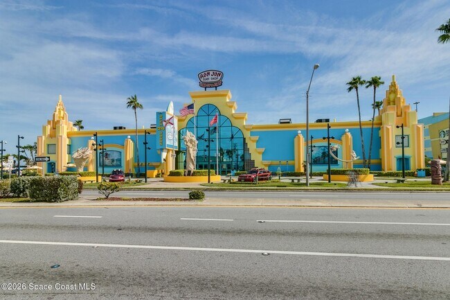 Building Photo - 2020 N Atlantic Ave