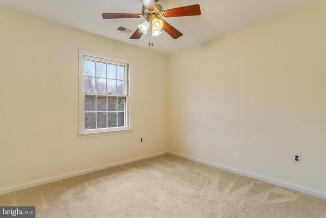 Building Photo - 8003 Bethelen Woods Ln