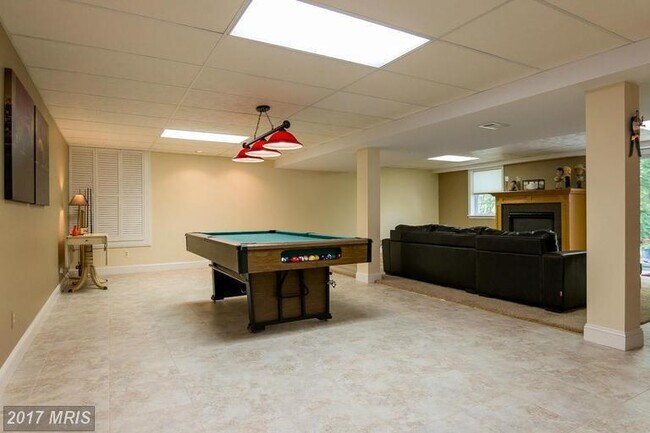 Building Photo - 3715 Valerie Carol Ct