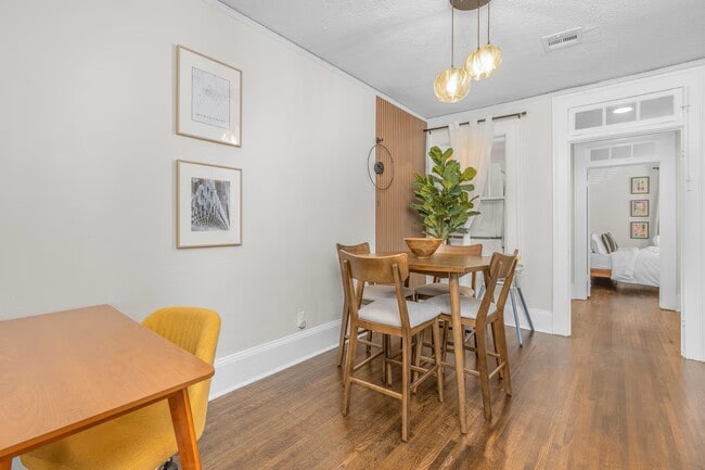 Building Photo - Contemporary Cove Duplex