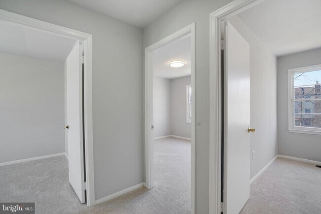 Building Photo - 12346 Woodlawn Ct