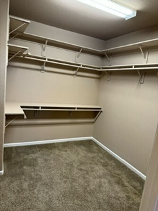 Building Photo - 1825 Resistol Dr