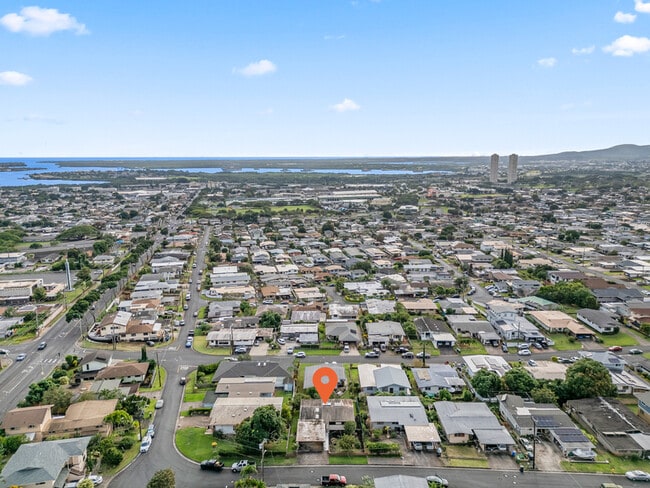 Building Photo - 1608 Makamua St