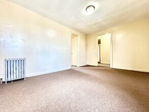 Building Photo - 878 Bryant Ave