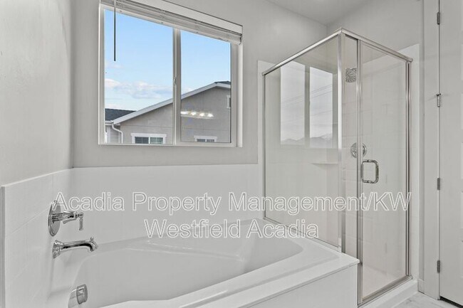 Building Photo - 298 Old Farm Ln