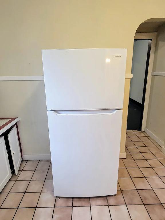 Building Photo - 33 E Norman Ave