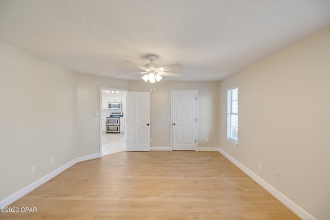 Building Photo - 108 Leeward Way
