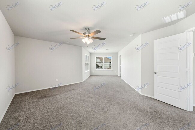 Building Photo - 5933 Hopkins Dr