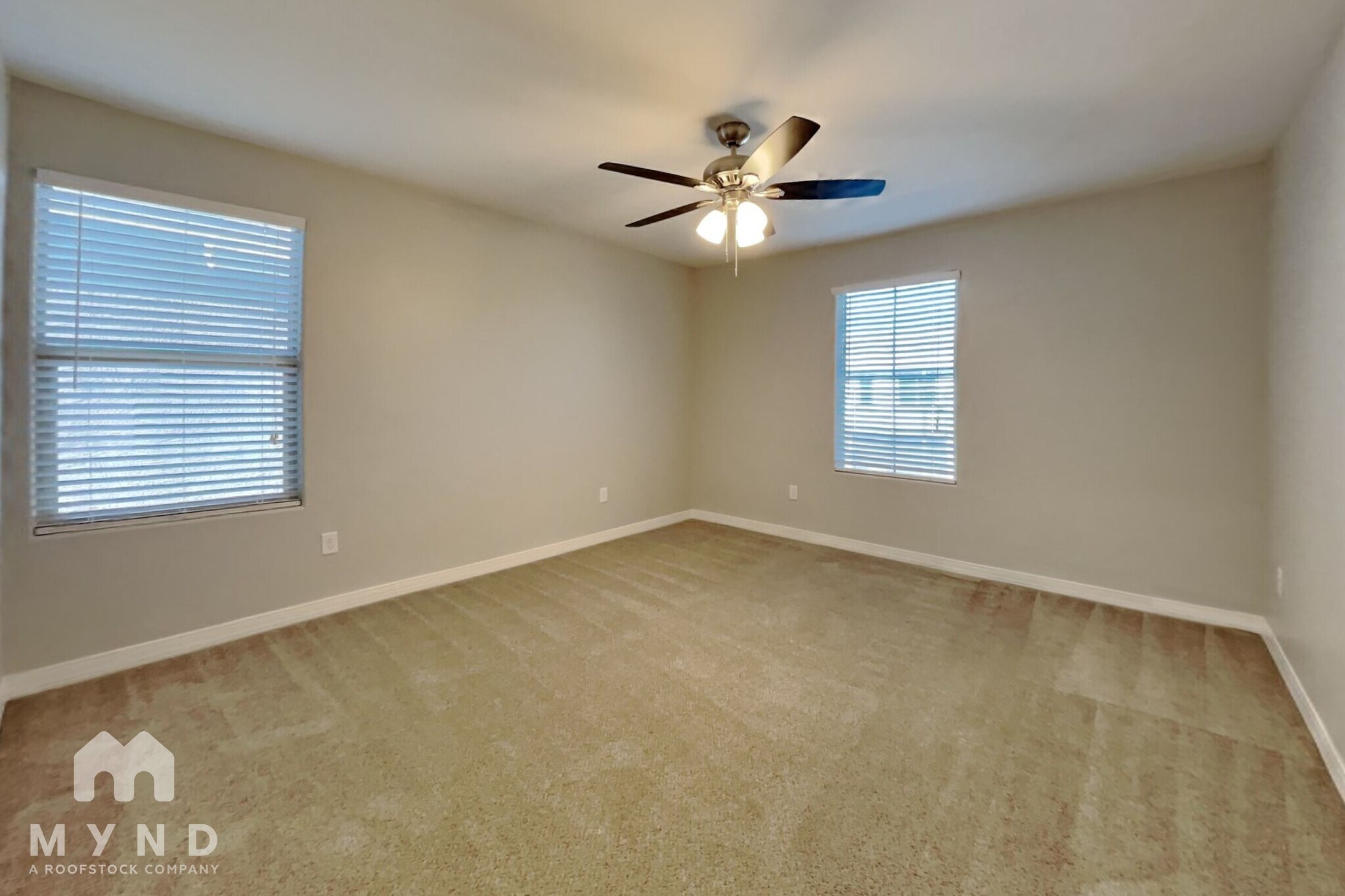 Building Photo - 421 N 119th Dr